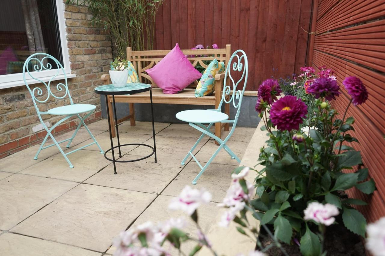 Luxury London Garden Home Sleep 7, 2 Mins To Metro Exterior photo